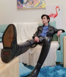 At masters feet and boots 61bcf56df15fb.jpg