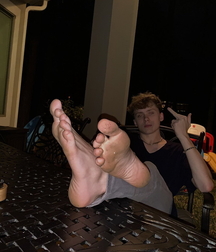 Worship masters smelly feet 61c8fb8290e23.jpg