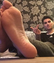 Worship masters smelly feet 61c8fb86b25da.jpg