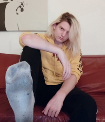 Worship masters smelly feet 61c8fb9df14c0.jpg