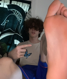 Lick some smelly 61e297f80f971.jpg