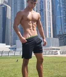 The alpha males 61fe2ad3ac177.jpg