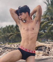 The hotter the better 6223c2a2307d7.jpg