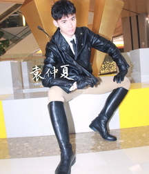 Praud wearing boots 6271843ca7e22.jpg