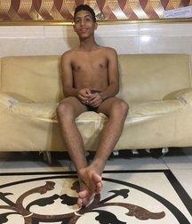 More Heagan 5c5f4eab2e30e.jpg