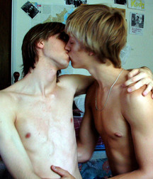 No Nude 5c162a9818c31.jpg