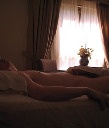 Gayteenred 5d5958a66089b.jpg