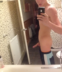mirror selfies 5c36b75a2cbee.jpg