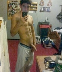 mirror selfies 5c36b75f341a7.jpg