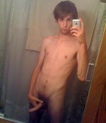 mirror selfies 5c36b7615372e.jpg