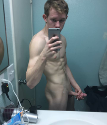mirror selfies 5c36b7660e0f0.png