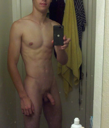 mirror selfies 5c36b7672a239.jpg