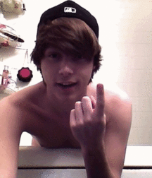 A selection of pretty boys 5c63d3d09c1aa.gif