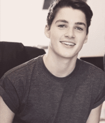 Loads (of Gif's) 5c72699036eab.gif