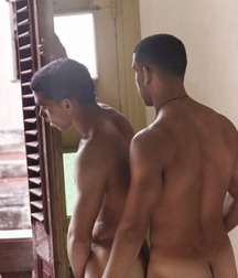 twins 5c3943a0d9c28.jpg