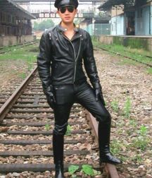 Leathers and some others   5c4d1c84538ad.jpg
