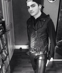 Leathers and some others   5c4d1d522fd95.jpg