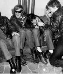 Leathers and some others - 2 5c91e9273dc1c.jpg