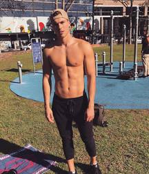 Hot Boys Mixed (nsfw) 3 5c9b26ab2ee8b.jpg