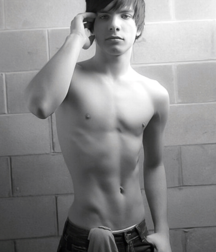 Hot Boys Mixed (nsfw) 5 5ca3417632e3c.png