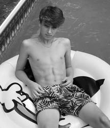 Hot Boys Mixed (nsfw) 5 5ca342cbad21b.jpg