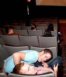 hot boys (nsfw) 5cb321ac3cbaa.jpg