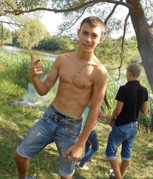 Hot Boys (sfw) 5cbc53809d6de.jpg