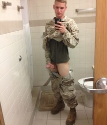 Hot Boys (nsfw) 2 5ccb8eaa5bbe3.jpg