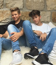 Hot Boys (sfw) 2 5cceaf8dbb63e.jpg