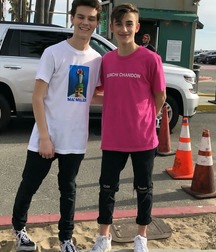 More Hot  Boys Mix 5cf294ddecac3.jpg