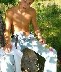 Boys 4 You (Mixed nsfw & sfw) 3 5d0037f5d5a1e.jpg