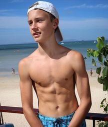 4.) twink boys cute 5e3eca6e58b97.jpg
