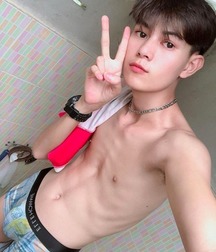 4.) twink boys cute 5e3ecab49e45f.jpg