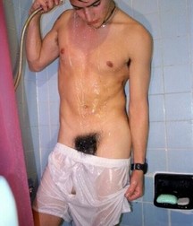Showerboi 5c2f9104b9680.jpg
