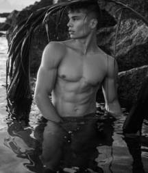 Shirtless Guys 5d8fbb7ccf65d.jpg