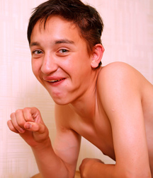 boy floss 5d1a884d2d55f.jpg