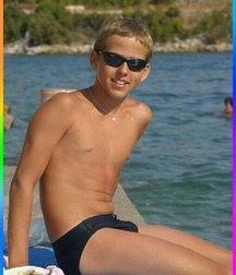 boy summer 5d34750f4d807.jpg