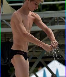 boy summer 5d347515608de.jpg
