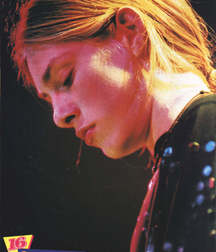 Taylor Hanson 5c2aabeb40419.jpg