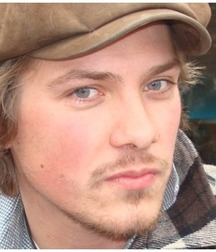 Taylor Hanson 5c2aabf953acc.jpg