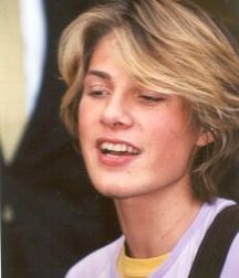 Taylor Hanson 5c2aabfd8db99.jpg