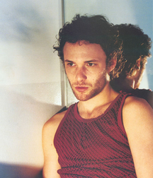 Brad Renfro 5c2ab9c0e9a7a.jpg