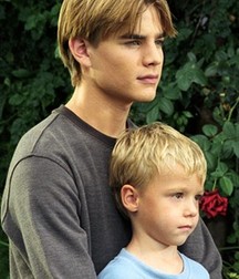 David Gallagher 5c2b14bf48d77.jpg