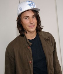 Ben Jelen 5c2f1eac2df8f.jpg