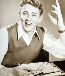 James Dean 5c49f073a4f91.jpg