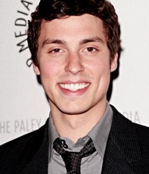 John Francis Daley 5c4a0b8316d2d.jpeg
