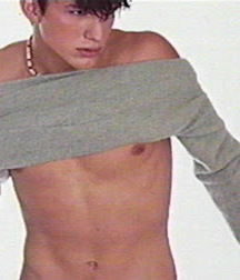 Ashton Kutcher 5c4d3edfd7c58.jpg