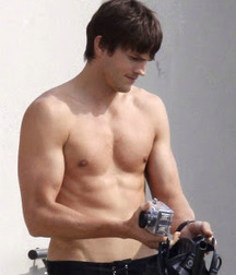 Ashton Kutcher 5c4d3ef3147c3.jpg
