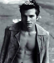 Ashton Kutcher 5c4d3f4528fc9.jpeg