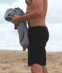 Ashton Kutcher 5c4d3f5dacf77.jpeg